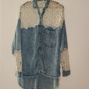 Oli & Hali Crochet Boho Chambray Button-down High-low Frayed Edge Shirt M/L